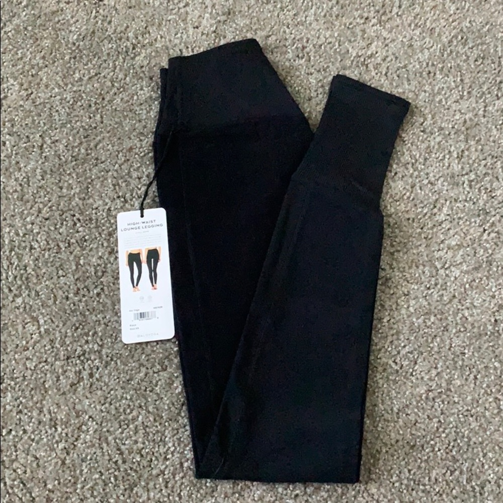High-Waist Lounge Legging